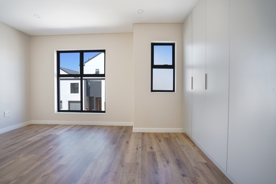 2 Bedroom Property for Sale in Sandown Western Cape